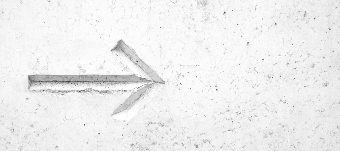 Arrow pointing right